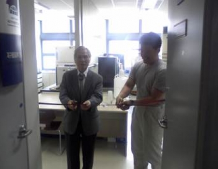 시료합성실험실 이전 (2008. 8) 김수진 교수님과 함께